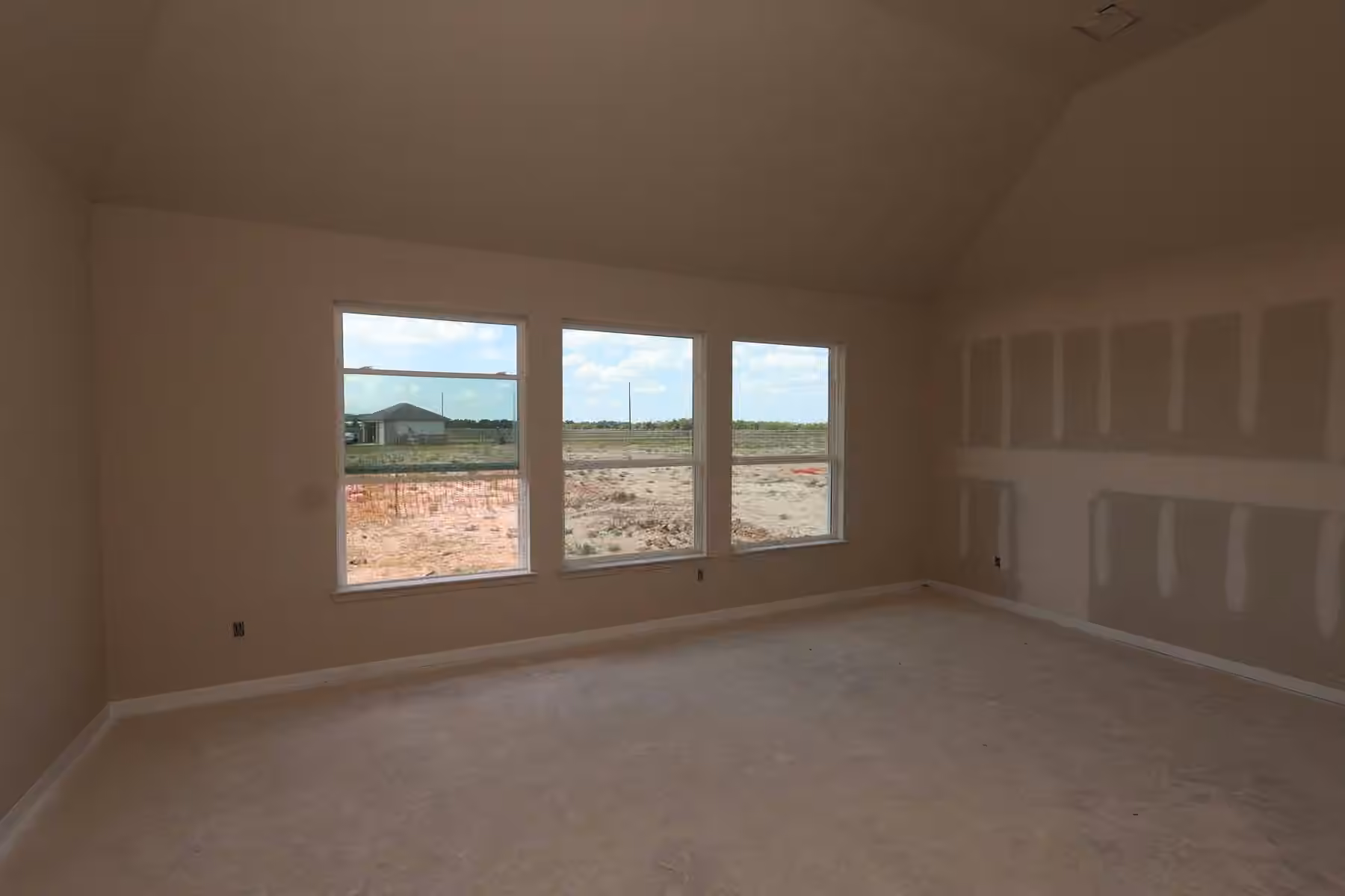 Photo 7 of 5001 Bluebell Way, Waller, TX