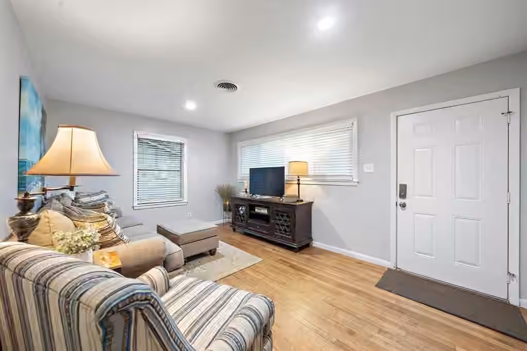 Photo 6 of 905 Ivy Avenue, Deer Park, TX