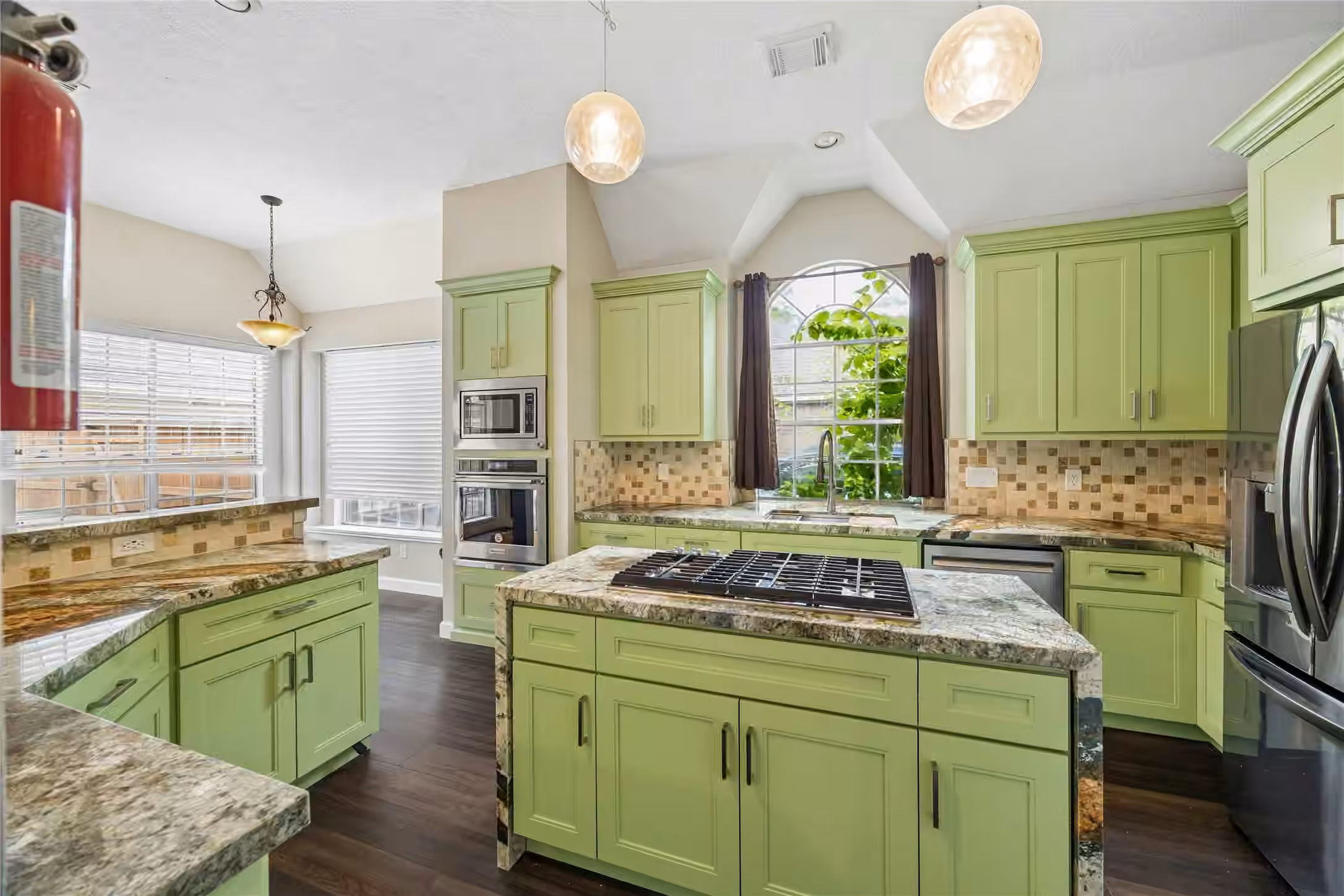 Photo 5 of 9110 Rhapsody Lane, Houston, TX
