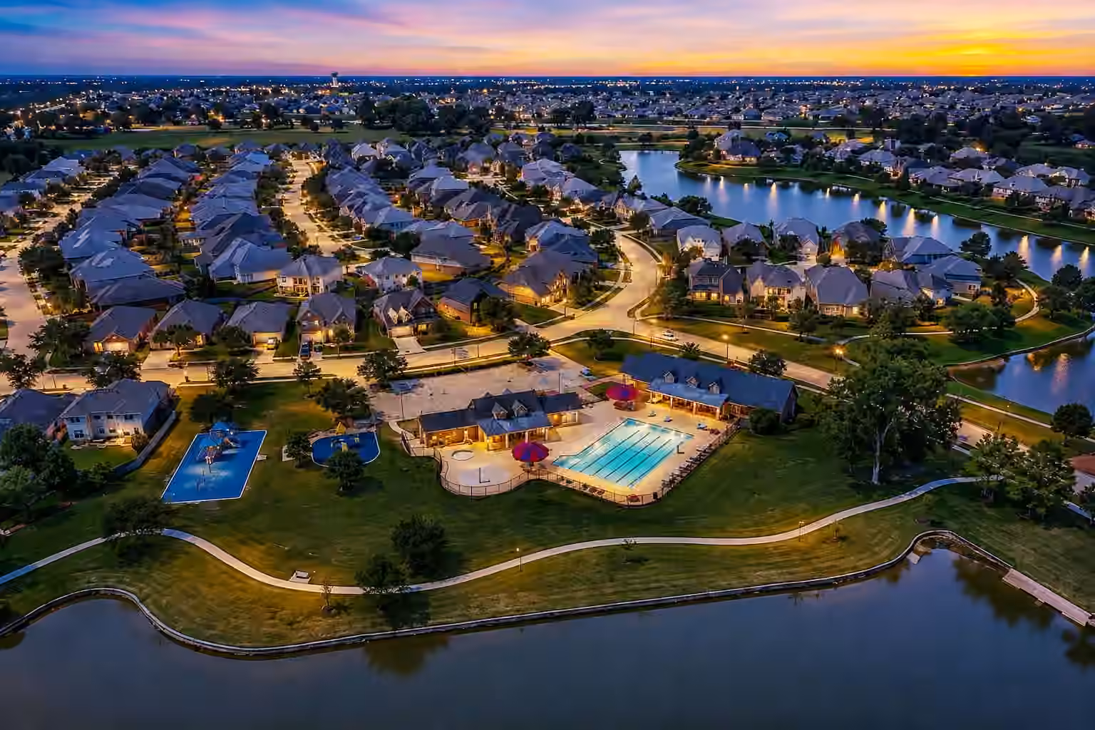 Photo 2 of 13418 Orchard Shadows Drive, Richmond, TX