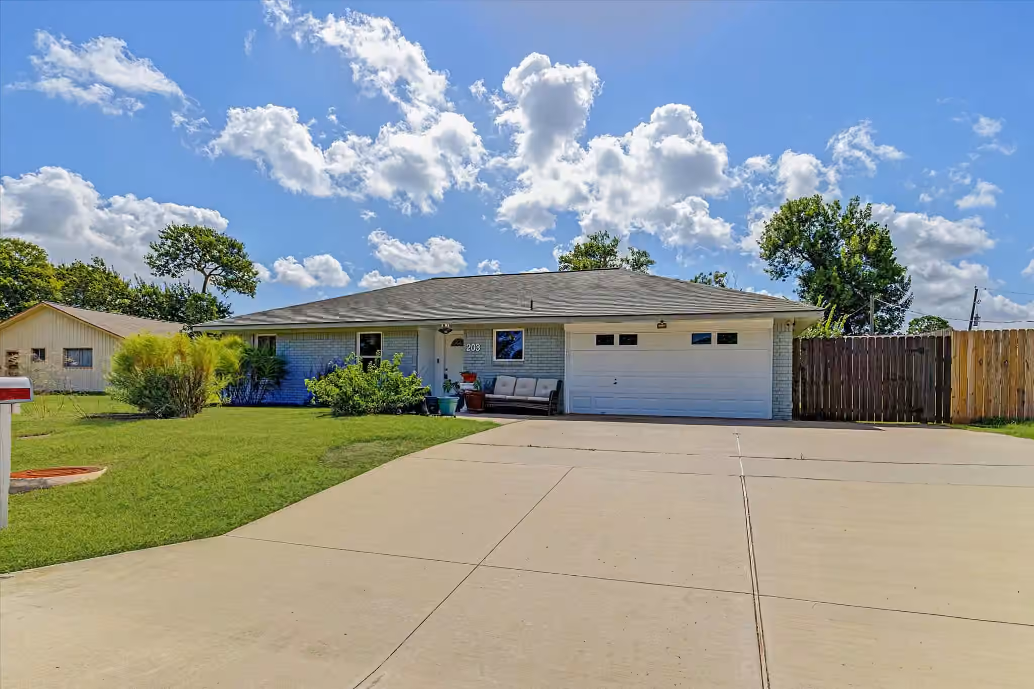 Photo of 203 Hickory Street, Lake Jackson, TX 77566