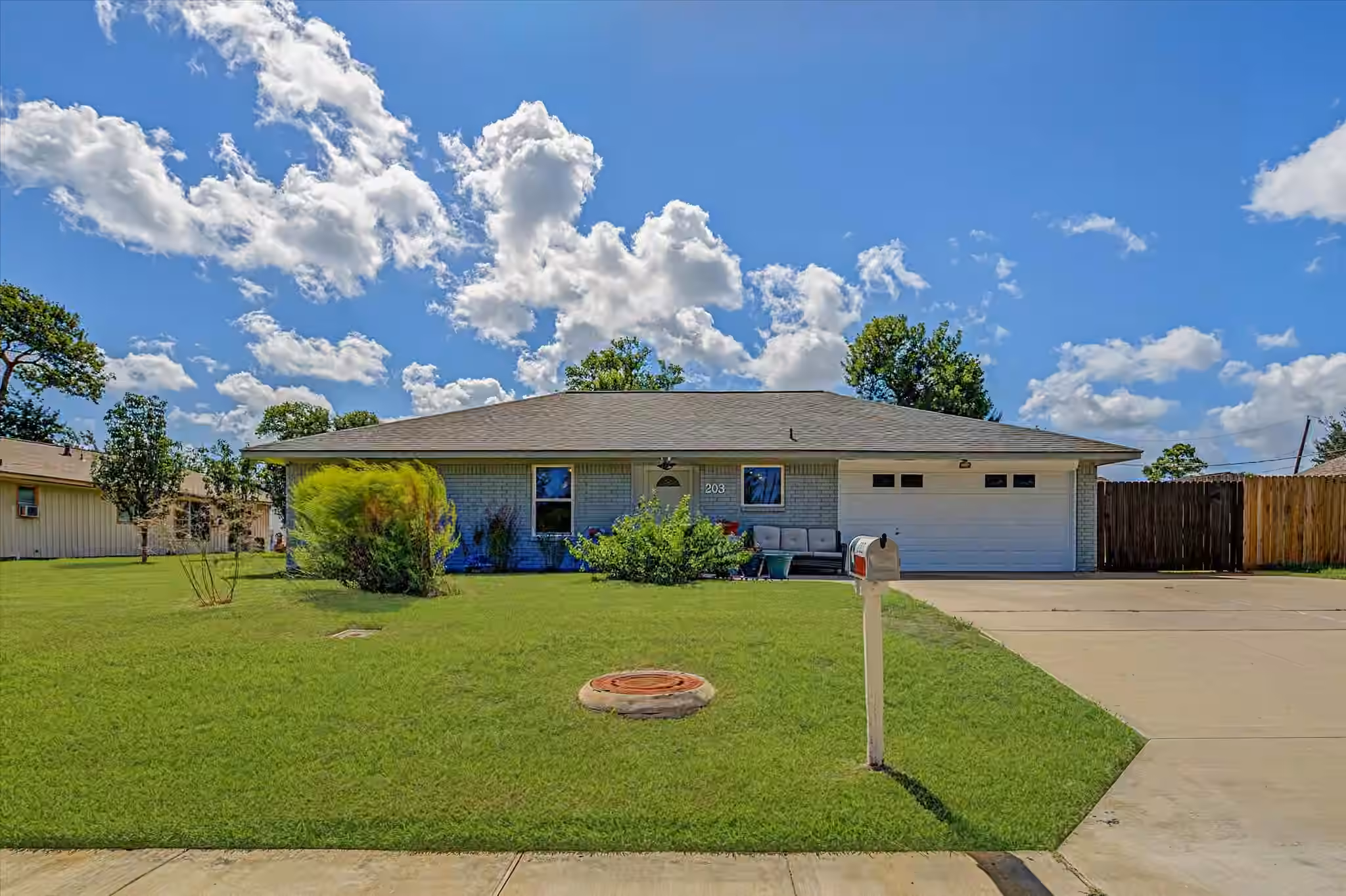 Photo 2 of 203 Hickory Street, Lake Jackson, TX