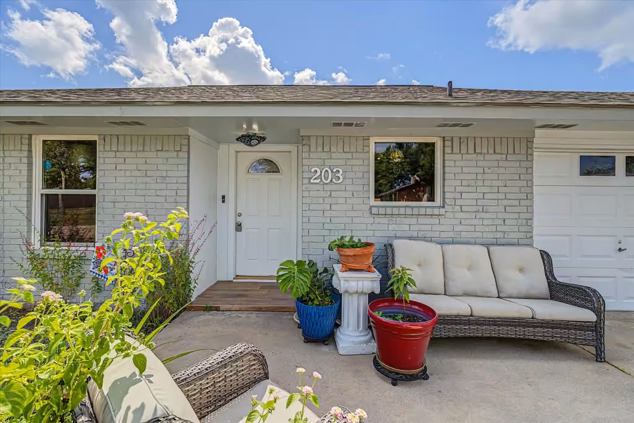 Photo 4 of 203 Hickory Street, Lake Jackson, TX