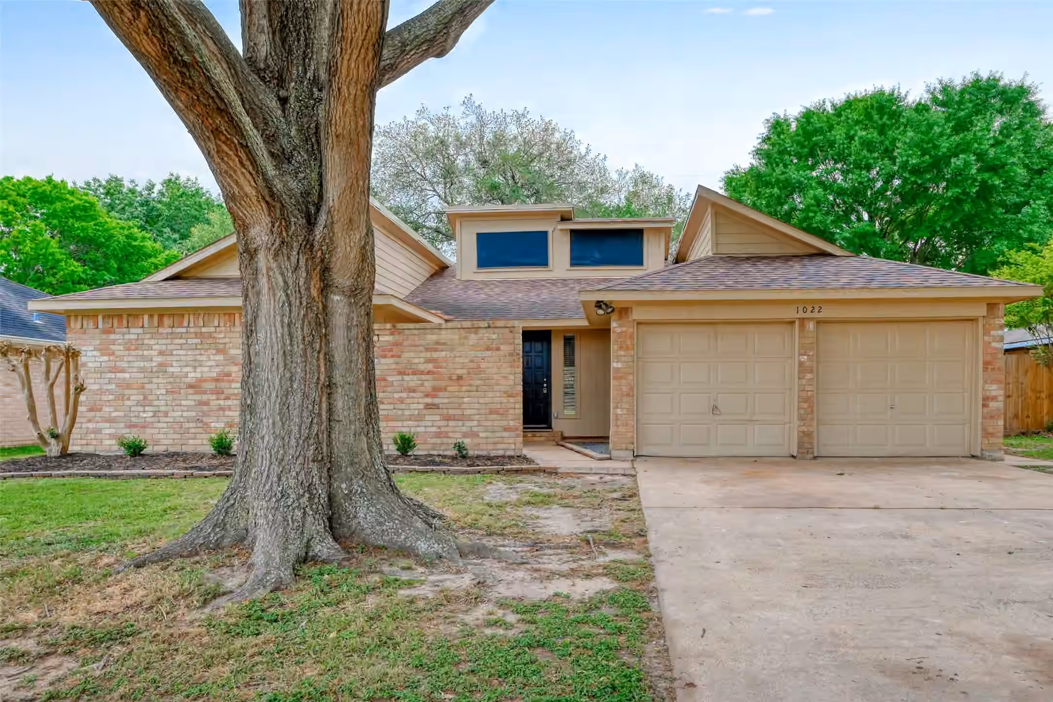 Photo 2 of 1022 Hidden Canyon Road, Katy, TX