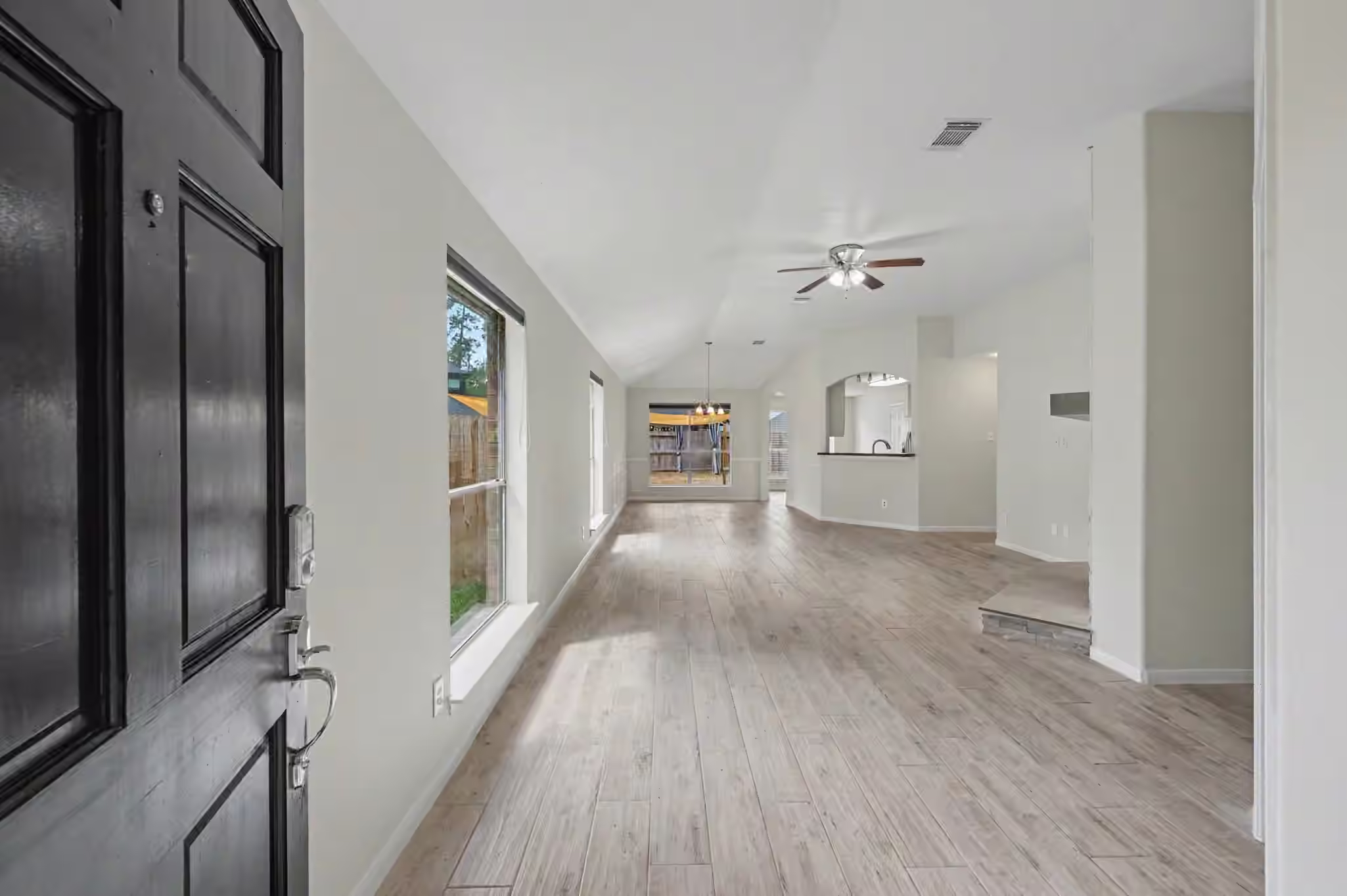 Photo 4 of 3107 Woodwind Circle, Montgomery, TX