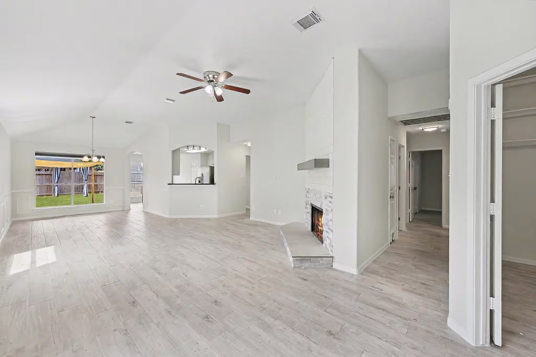 Photo 5 of 3107 Woodwind Circle, Montgomery, TX
