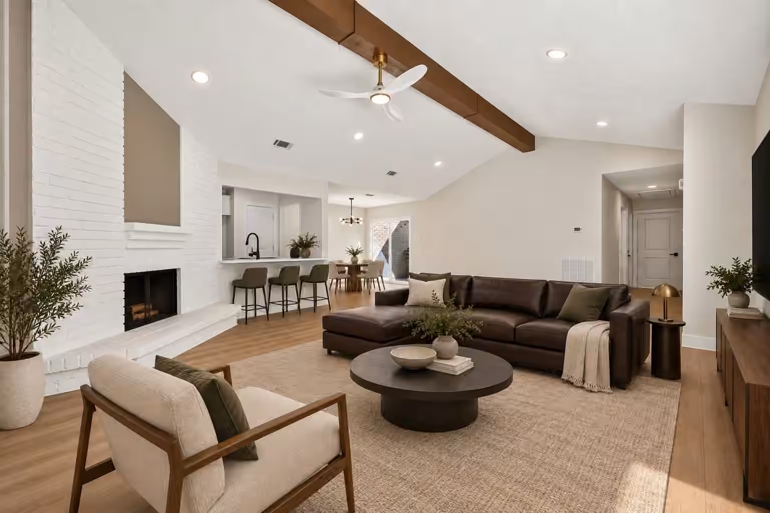 Photo 4 of 3615 Echo Grove Lane, Houston, TX