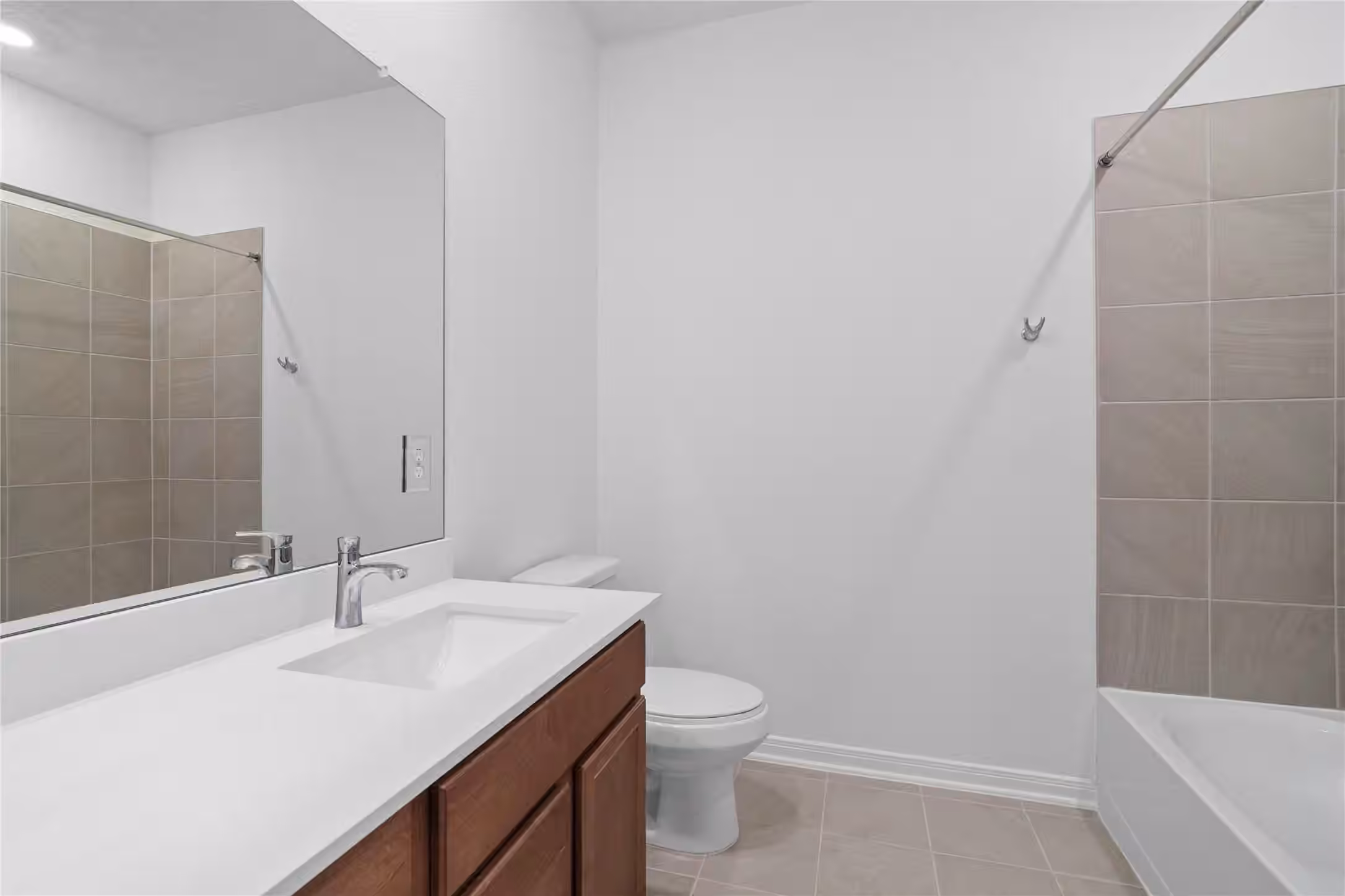 Photo 6 of 12819 Autumn Woods Drive, Crosby, TX