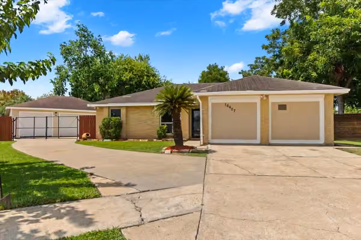 Photo of 16407 Valinda Court, Houston, TX
