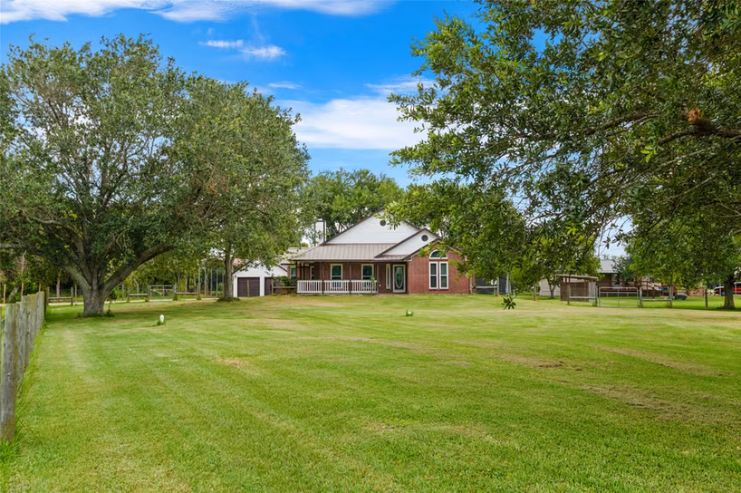 Photo of 7460 Commander Roland Drive, Hitchcock, TX 77563