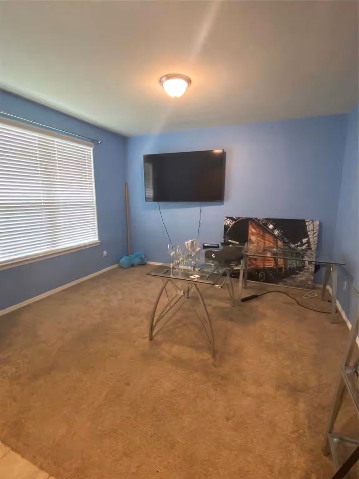 Photo 3 of 10106 Heatherstone Way, Houston, TX