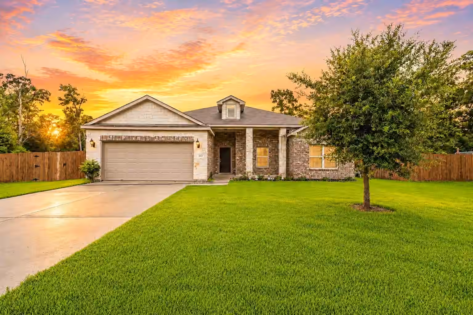 Photo of 9850 Hunter Springs, Conroe, TX 77306