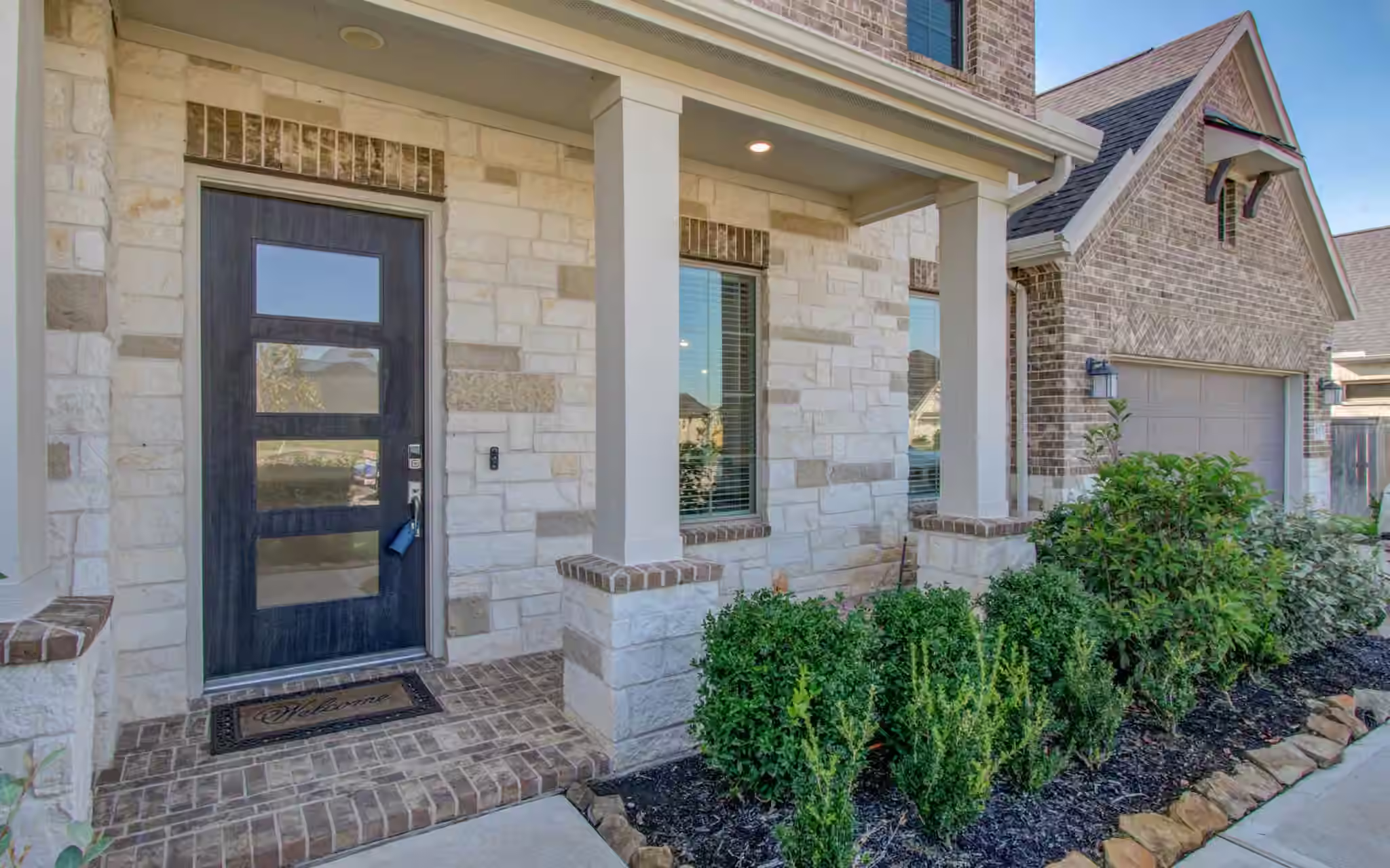 Photo 4 of 29107 Stratwood Bend Lane, Katy, TX