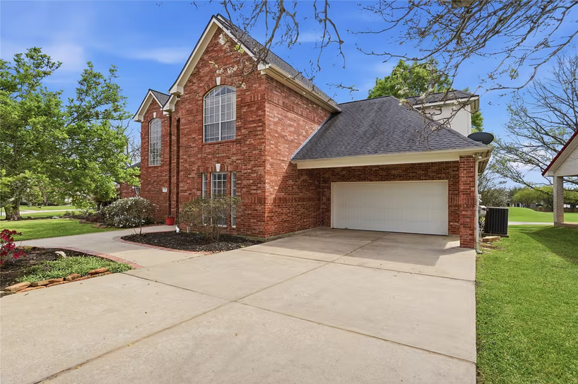 Photo 5 of 55 Monterrey Road E, Montgomery, TX