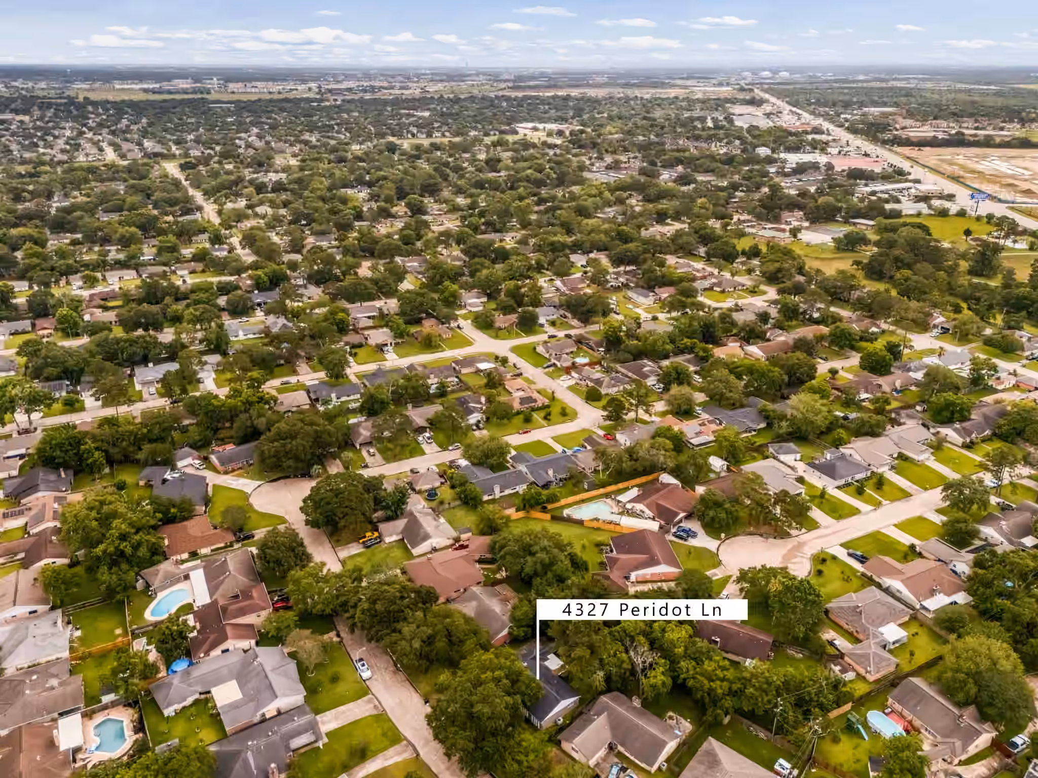 Photo 3 of 4327 Peridot Lane, Friendswood, TX