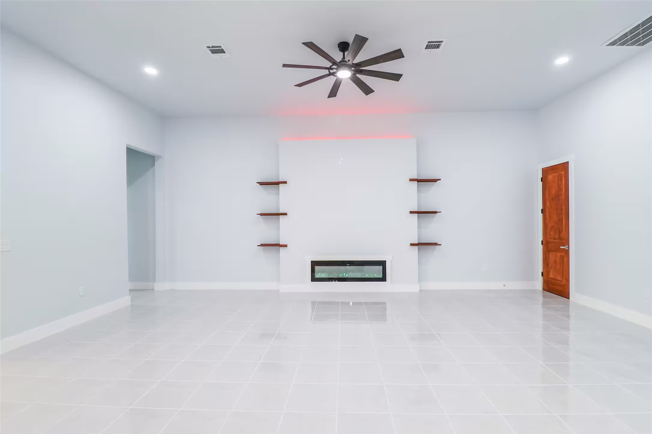 Photo 7 of 7522 Saddle Blanket Drive, Waller, TX