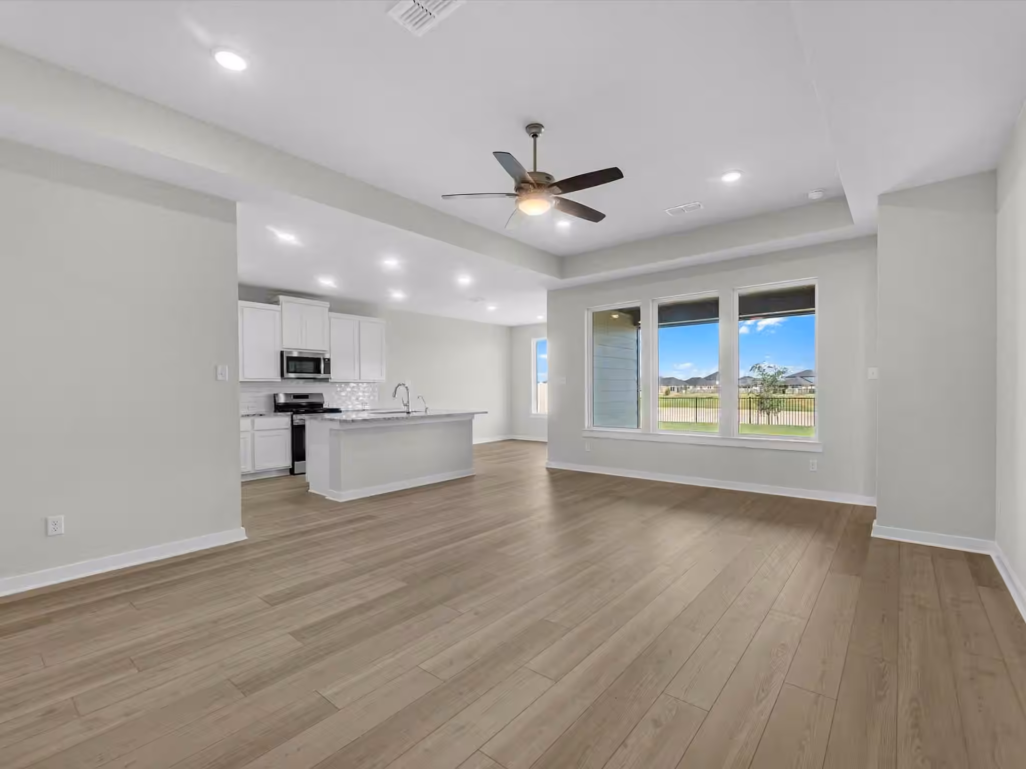 Photo 7 of 21802 Yellow Sunset Lane, Cypress, TX