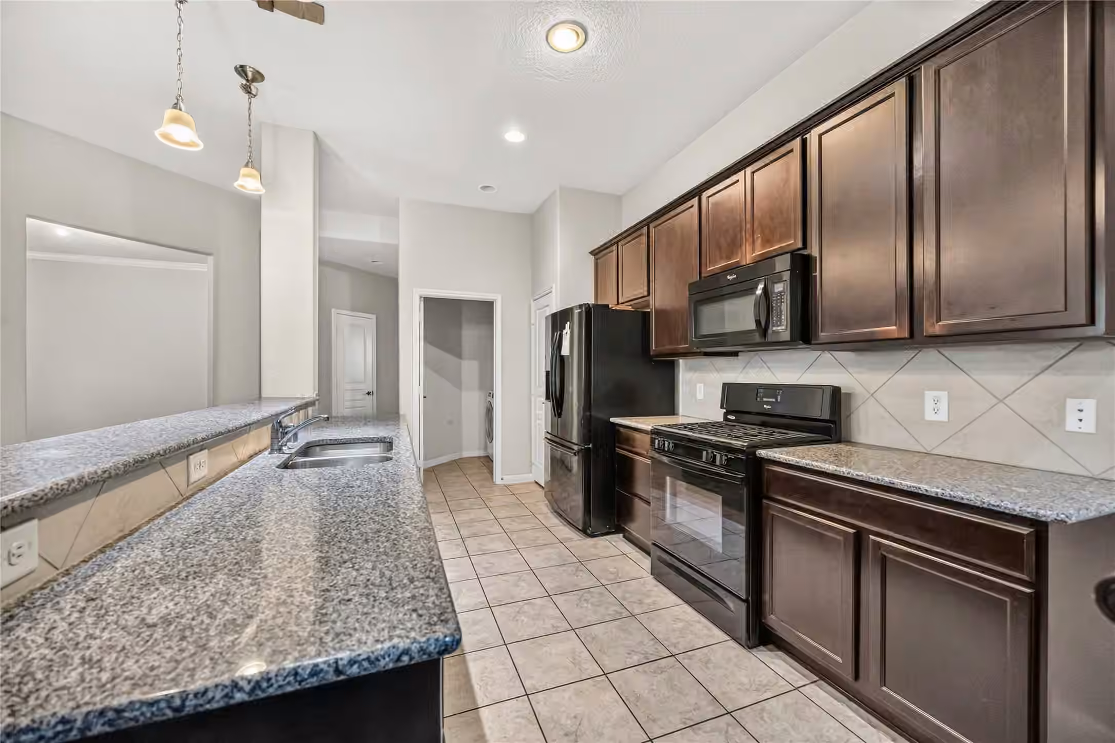 Photo 7 of 16648 Conner Creek Lane, Houston, TX
