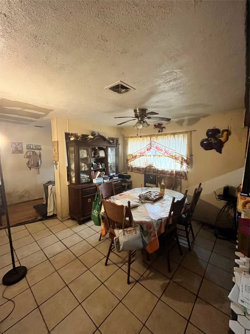 Photo 5 of 4306 Kelling Street, Houston, TX