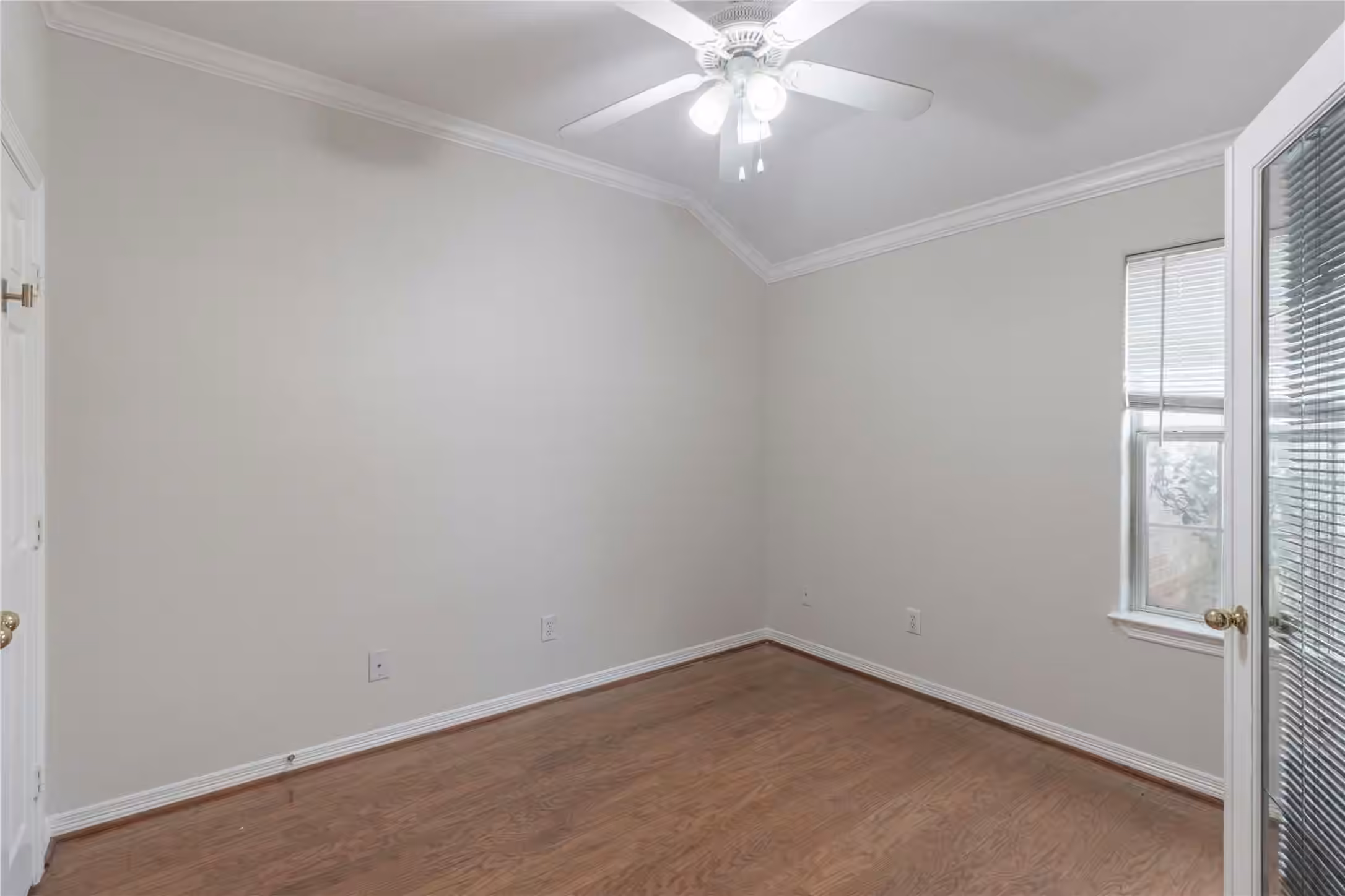 Photo 3 of 3517 Drew Street, Houston, TX