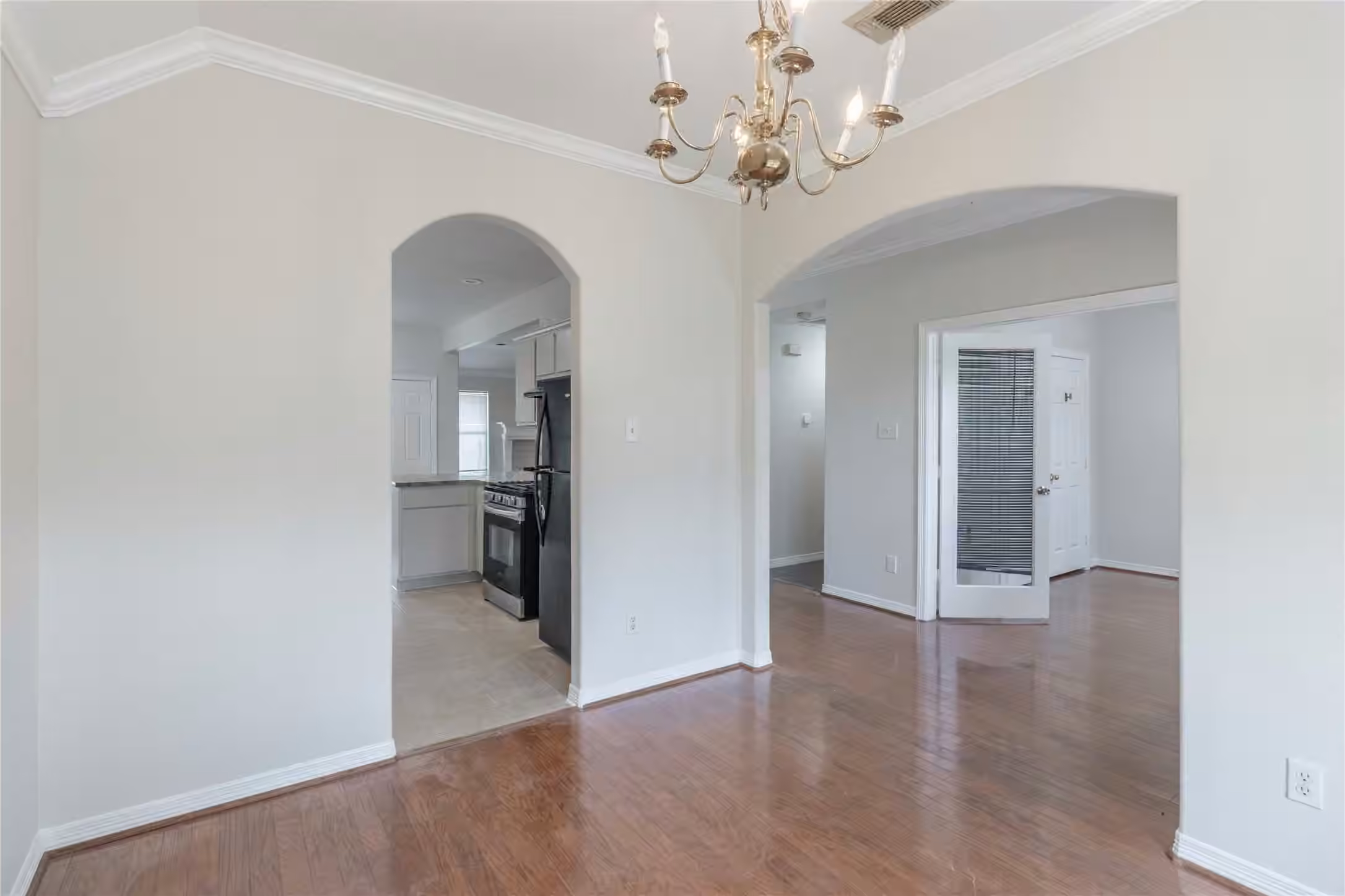 Photo 5 of 3517 Drew Street, Houston, TX
