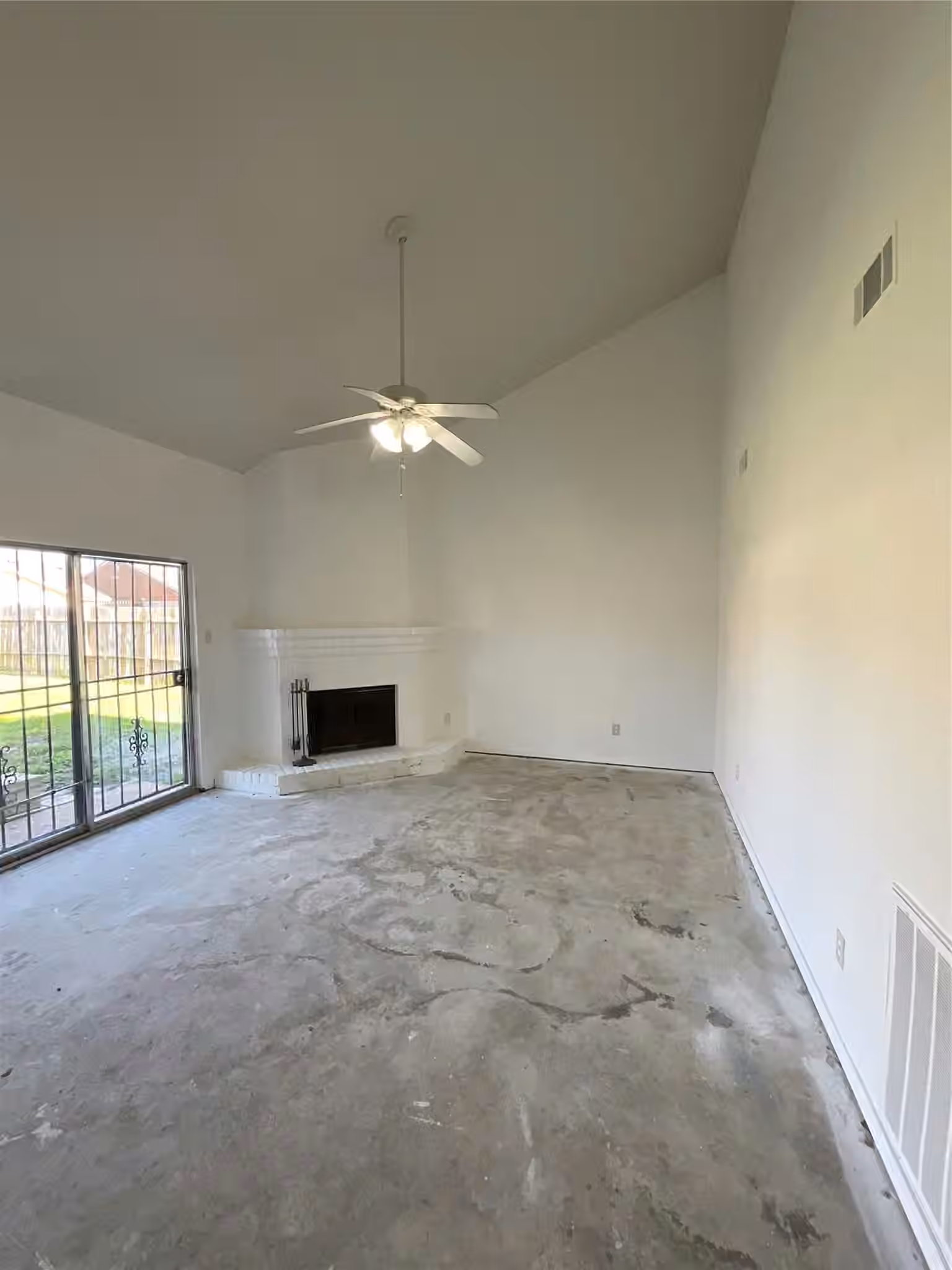 Photo 6 of 16151 Coyridge Lane, Houston, TX