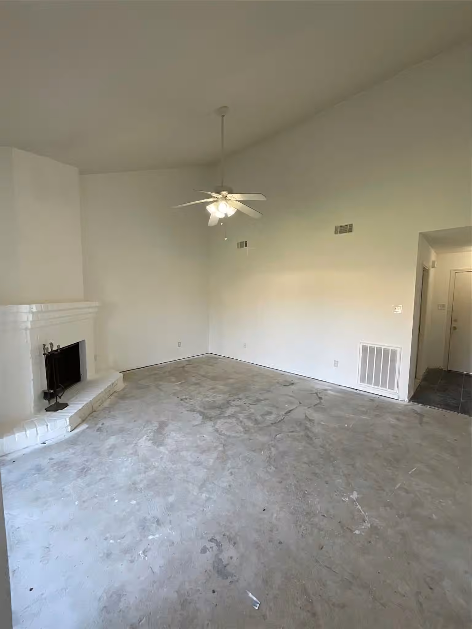 Photo 7 of 16151 Coyridge Lane, Houston, TX
