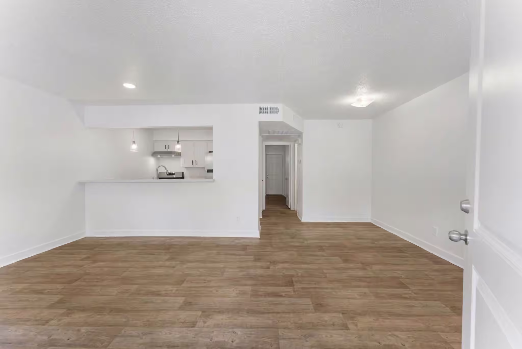 Photo 6 of 1016 E Tri Oaks Ln Unit 45 Lane 45, Houston, TX 77043
