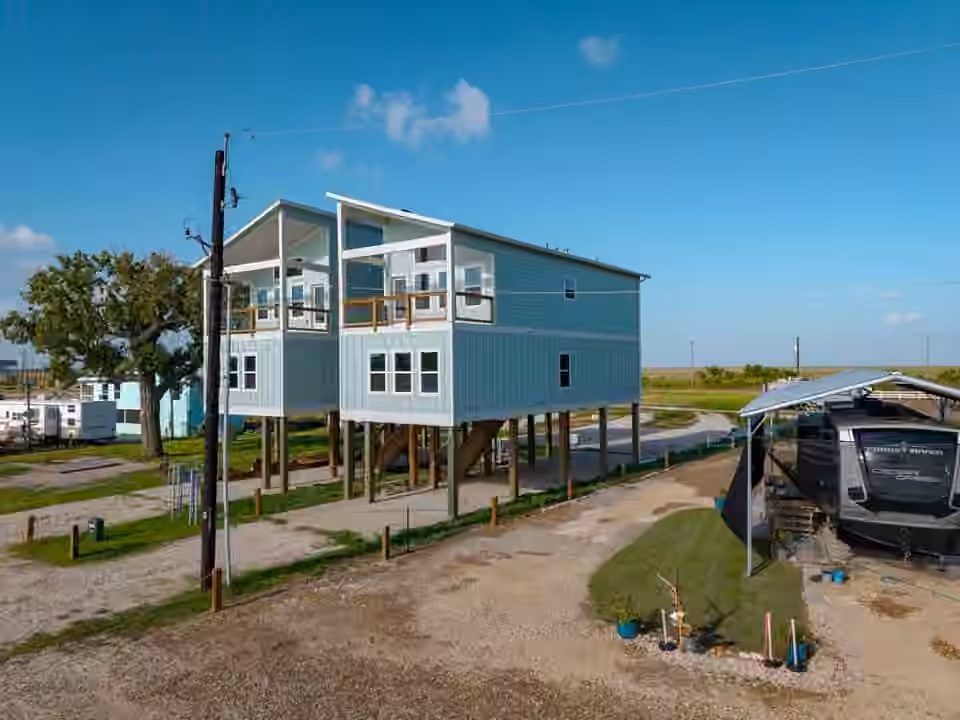 Photo 3 of 438 Private Road 670, Matagorda, TX