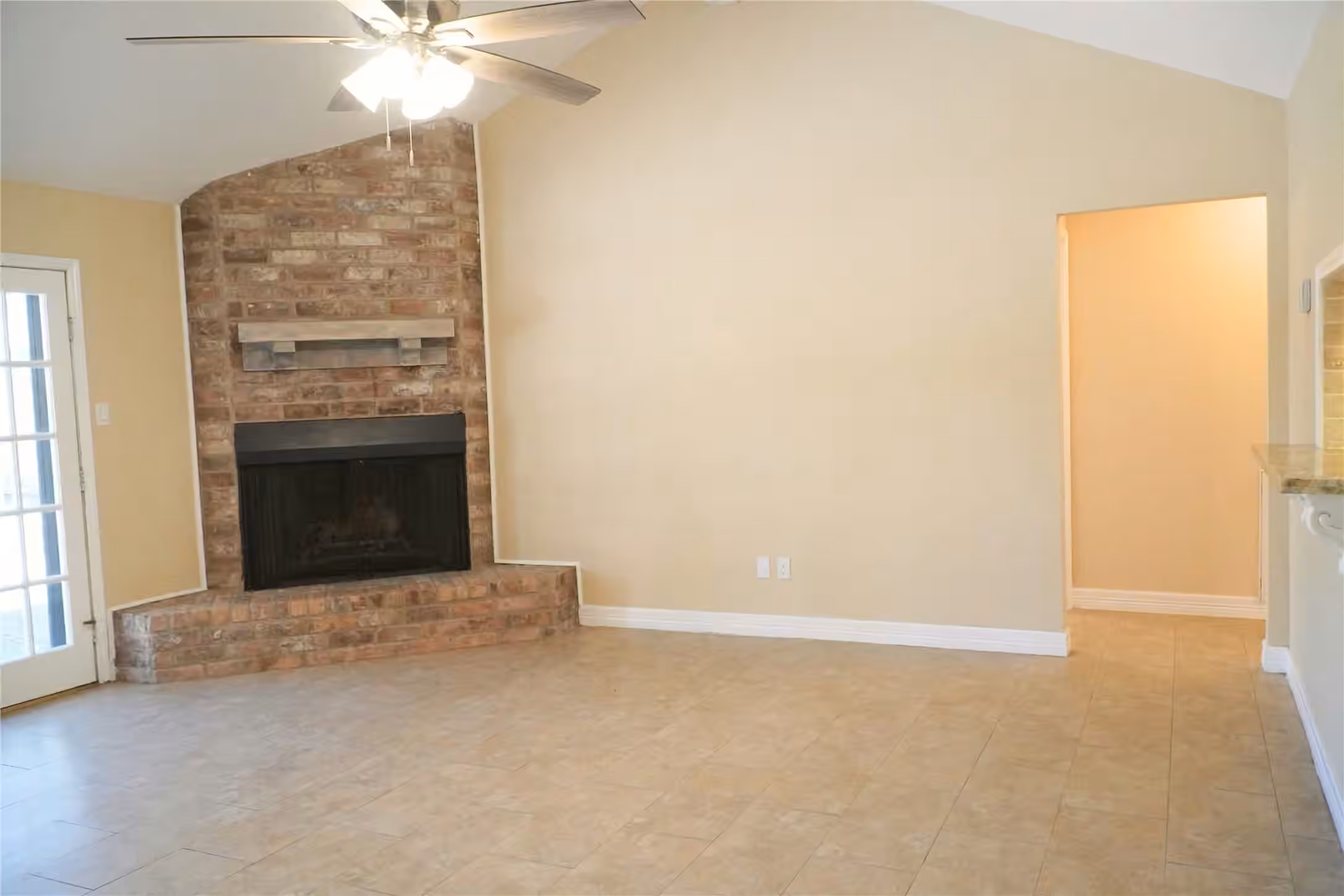 Photo 5 of 25314 Hickory Valley Lane, Spring, TX