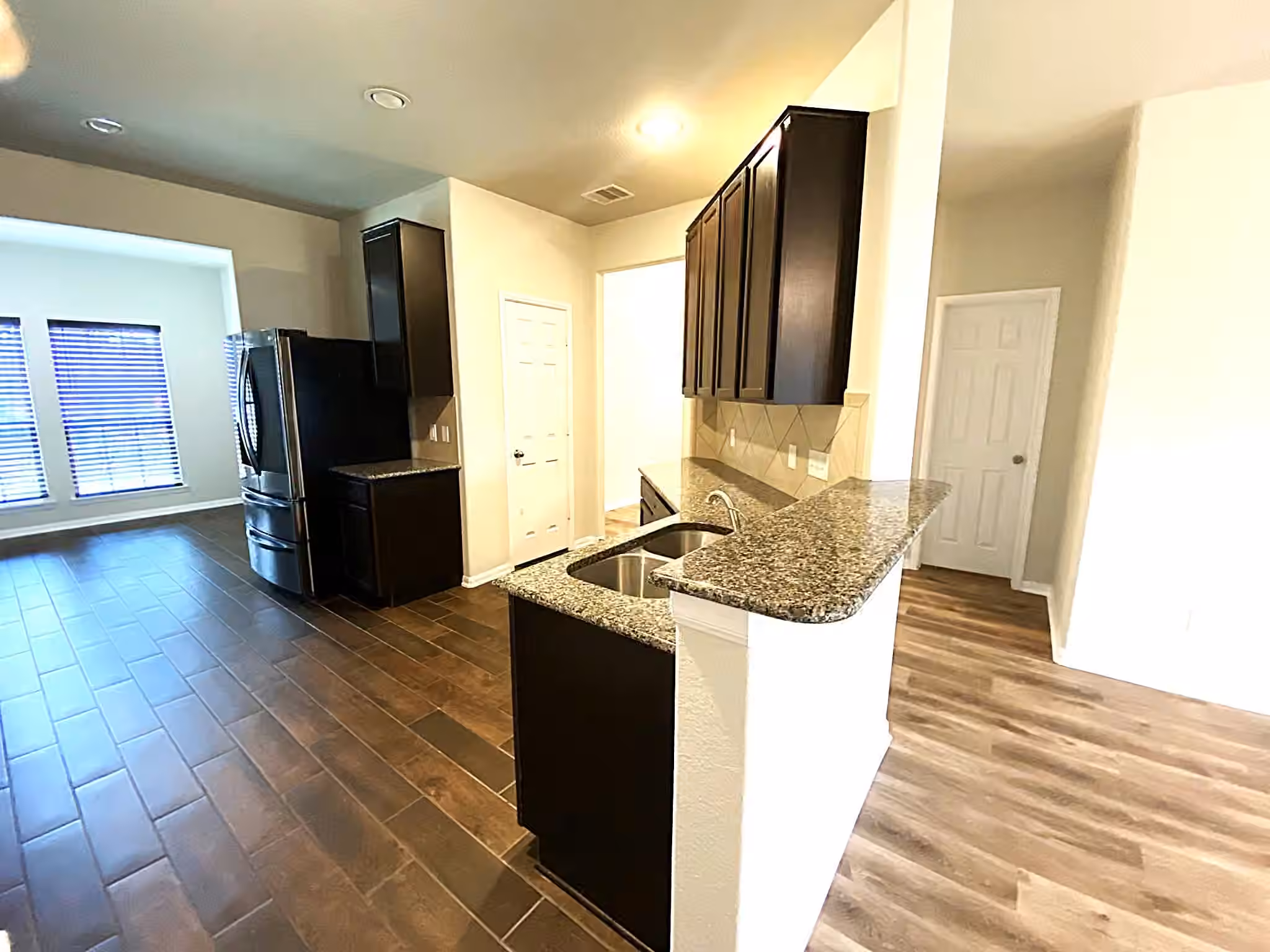 Photo 7 of 4323 Lotus Dale Drive, Spring, TX