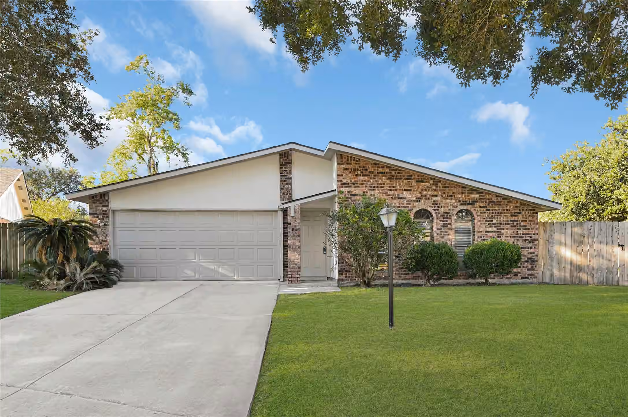 Photo of 15802 Ironfork Drive, Houston, TX