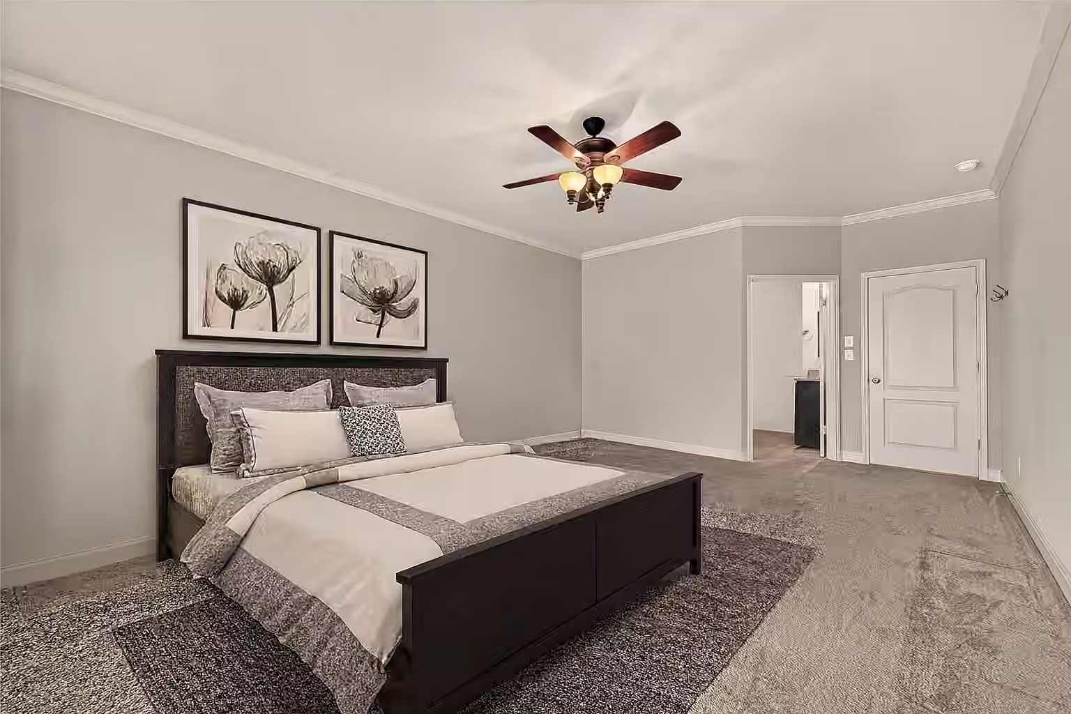 Photo 4 of 17619 Murrayfield Court, Richmond, TX