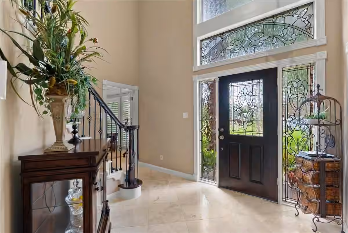Photo 4 of 308 Oak Haven Street, Baytown, TX