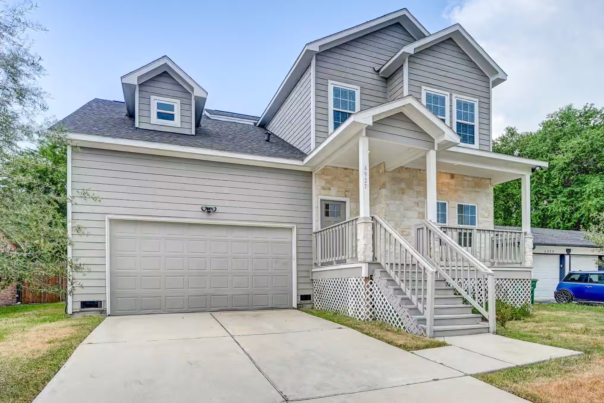 Photo 2 of 4927 E Ridge Creek Drive, Houston, TX