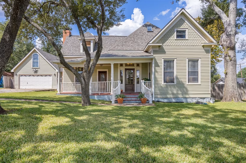 Photo of 222 N Harris Street, Bellville, TX 77418