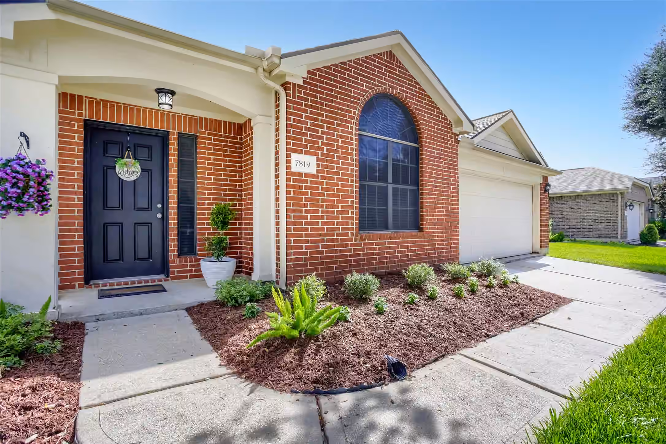 Photo of 7819 Summerdale Drive, Rosenberg, TX