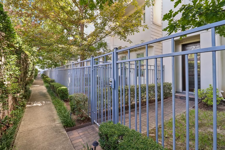 Photo 2 of 3115 Leeland Street, Houston, TX