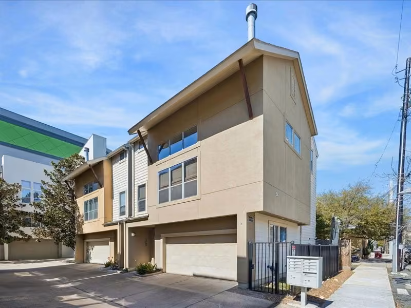 Photo 2 of 3022 Caroline Street, Houston, TX