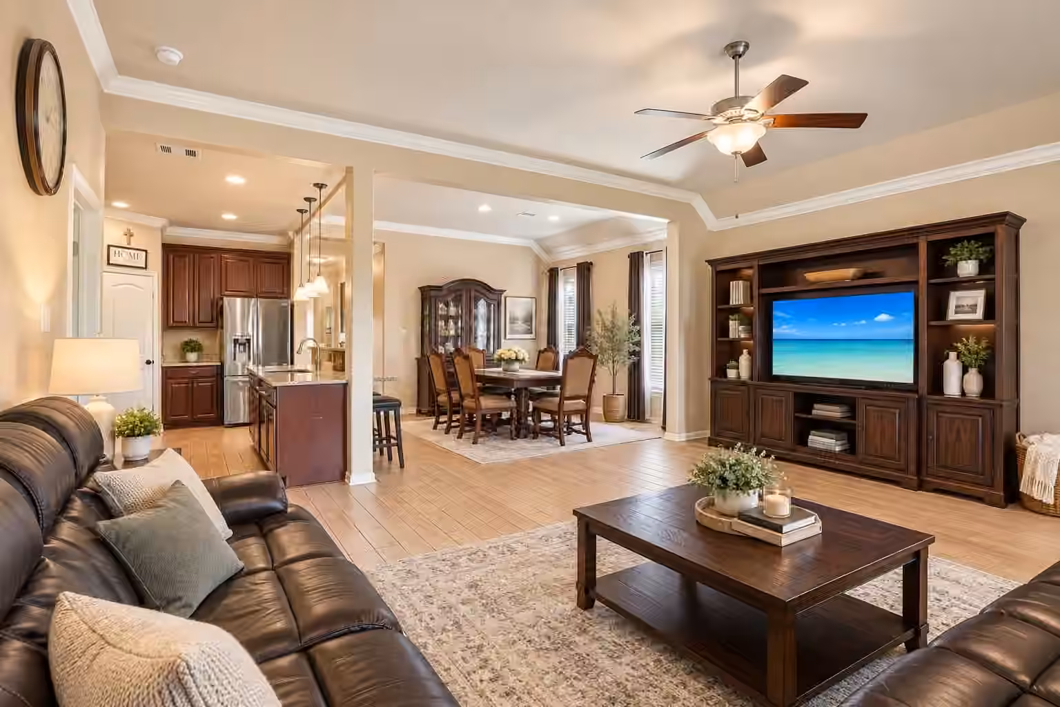 Photo 3 of 230 Bayside Crossing Drive, La Porte, TX
