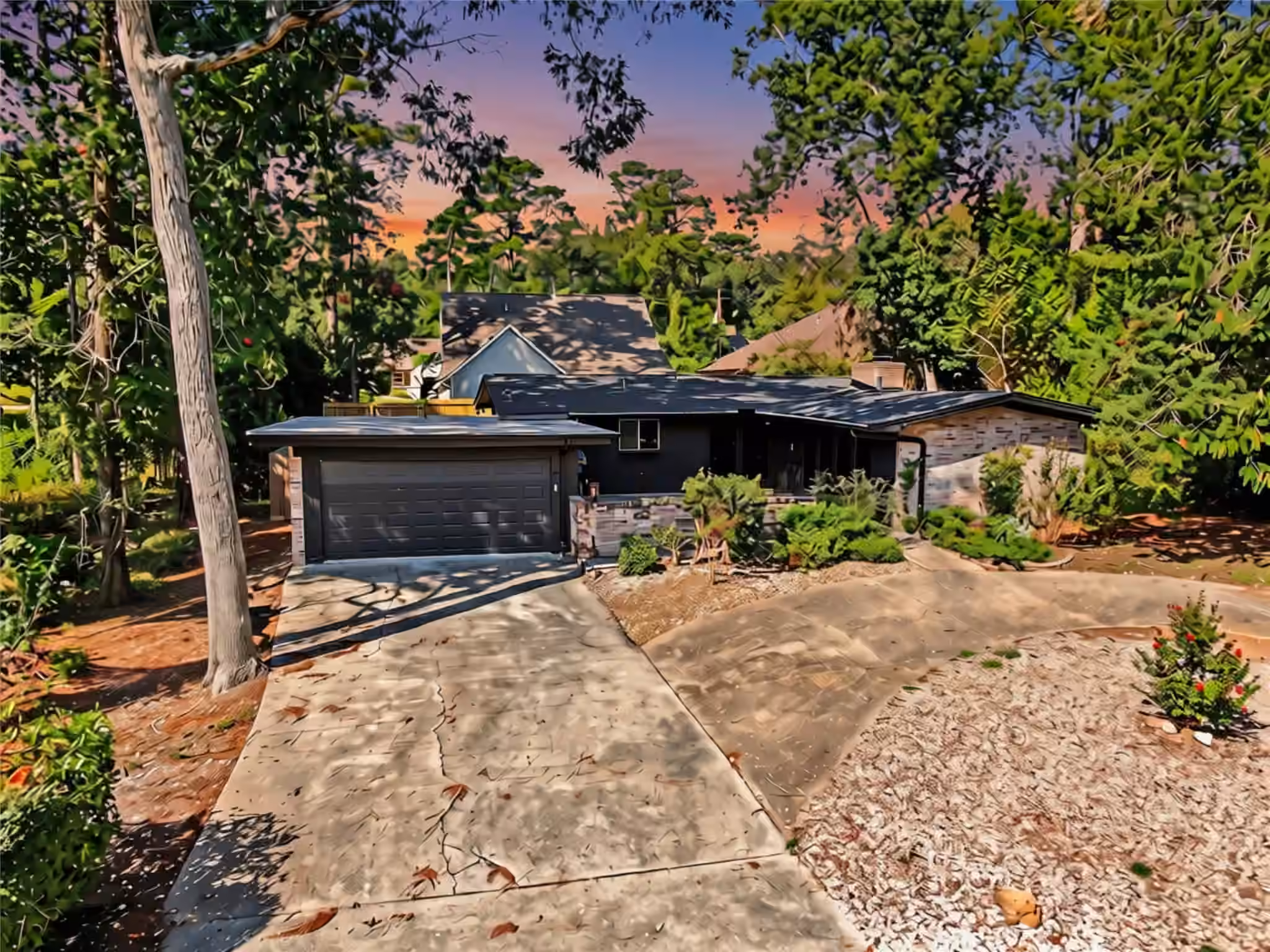 Photo of 8 Hanover Lane, Panorama Village, TX