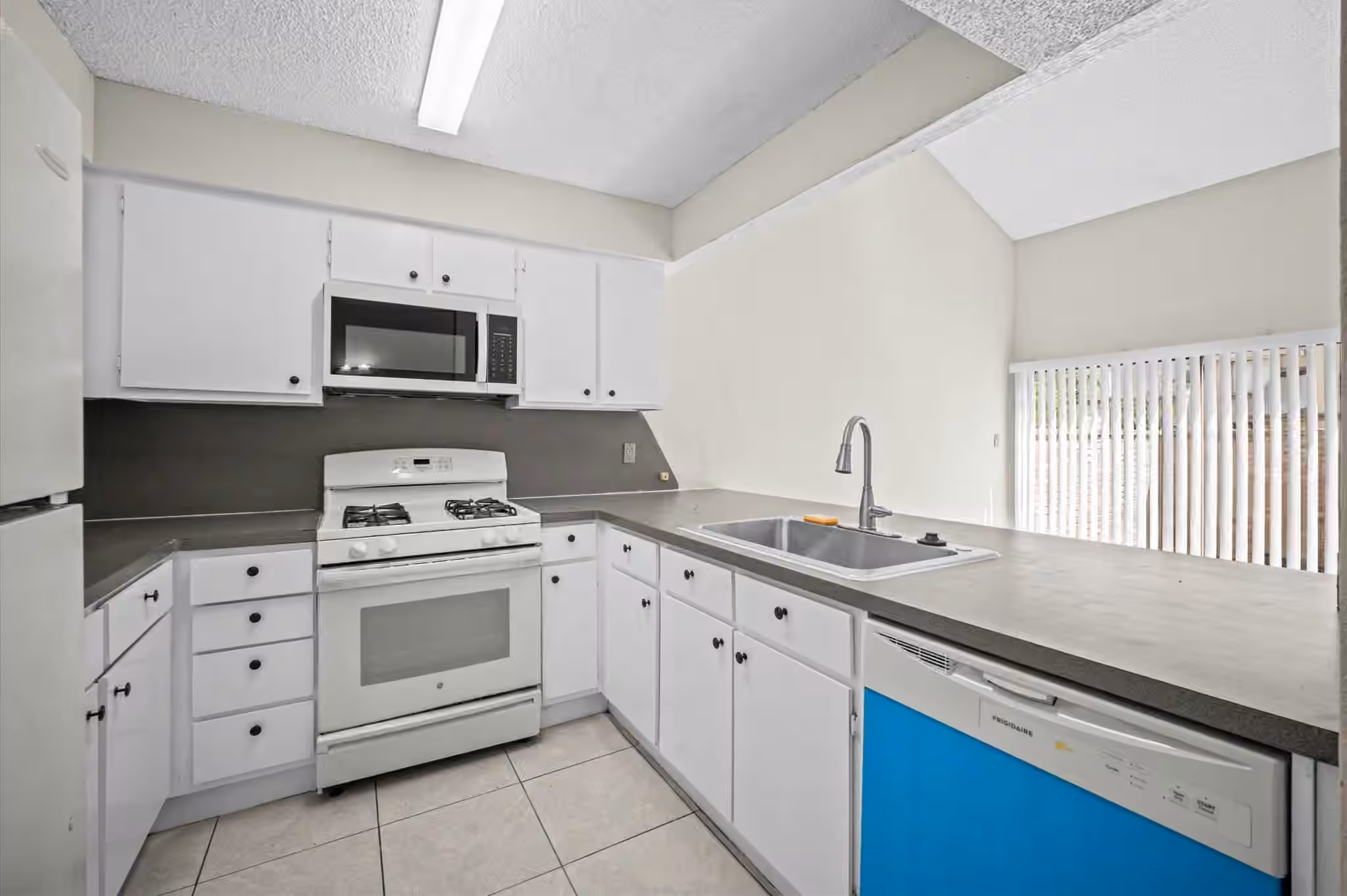Photo 5 of 3256 Windchase Boulevard 513, Houston, TX