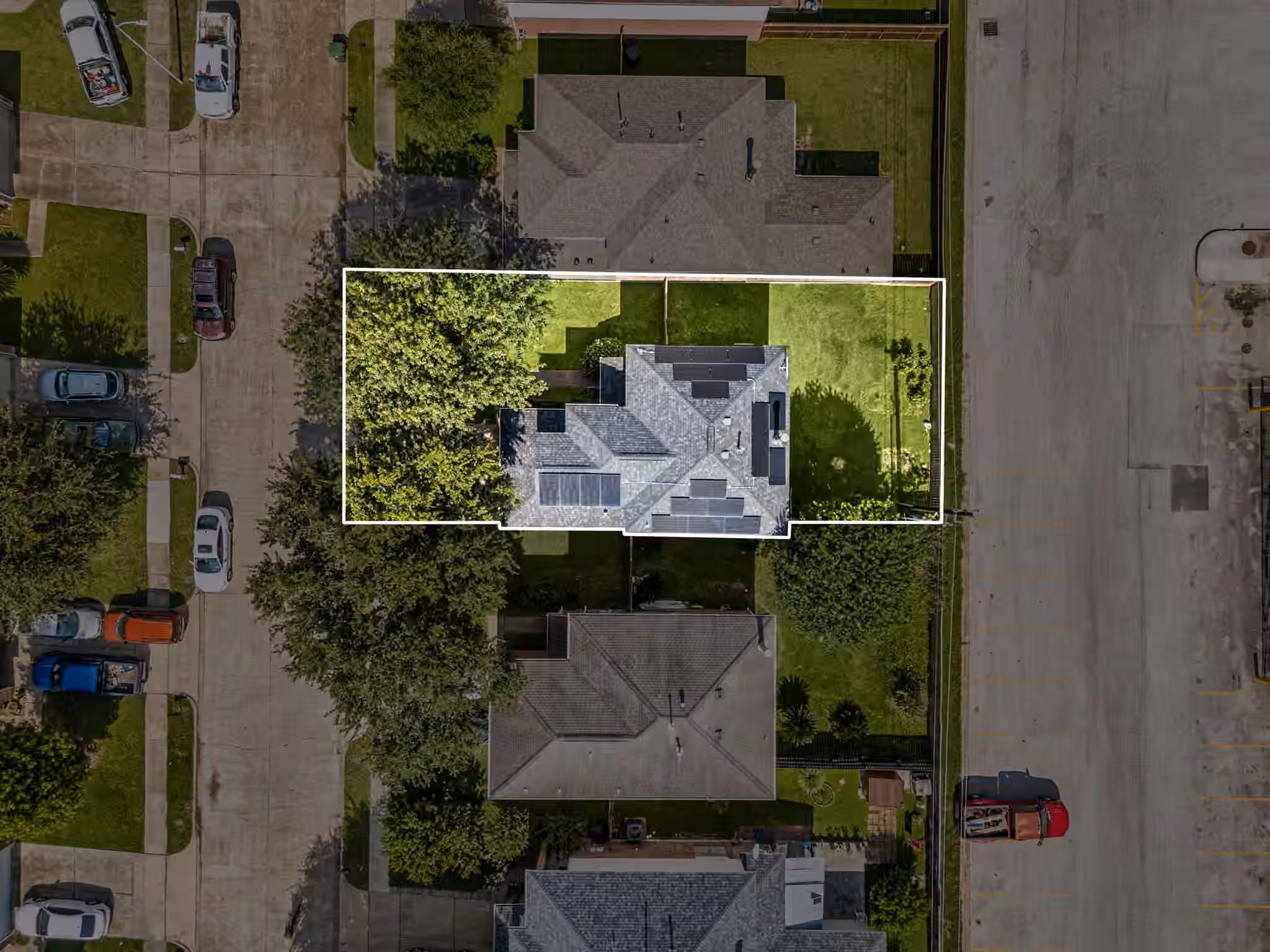Photo 2 of 11715 Evesborough Drive, Houston, TX