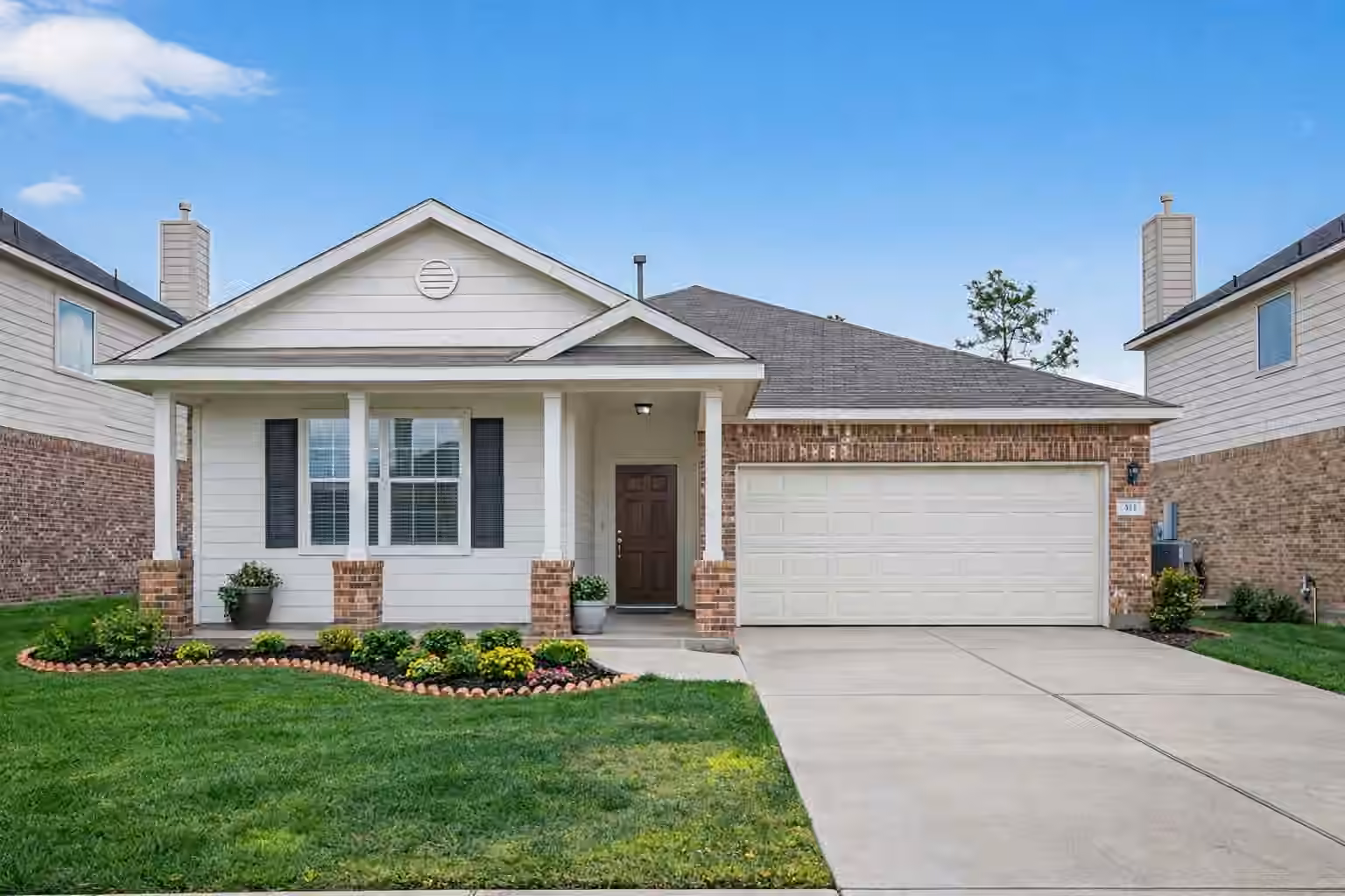 Photo of 311 Volute Drive, Rosharon, TX