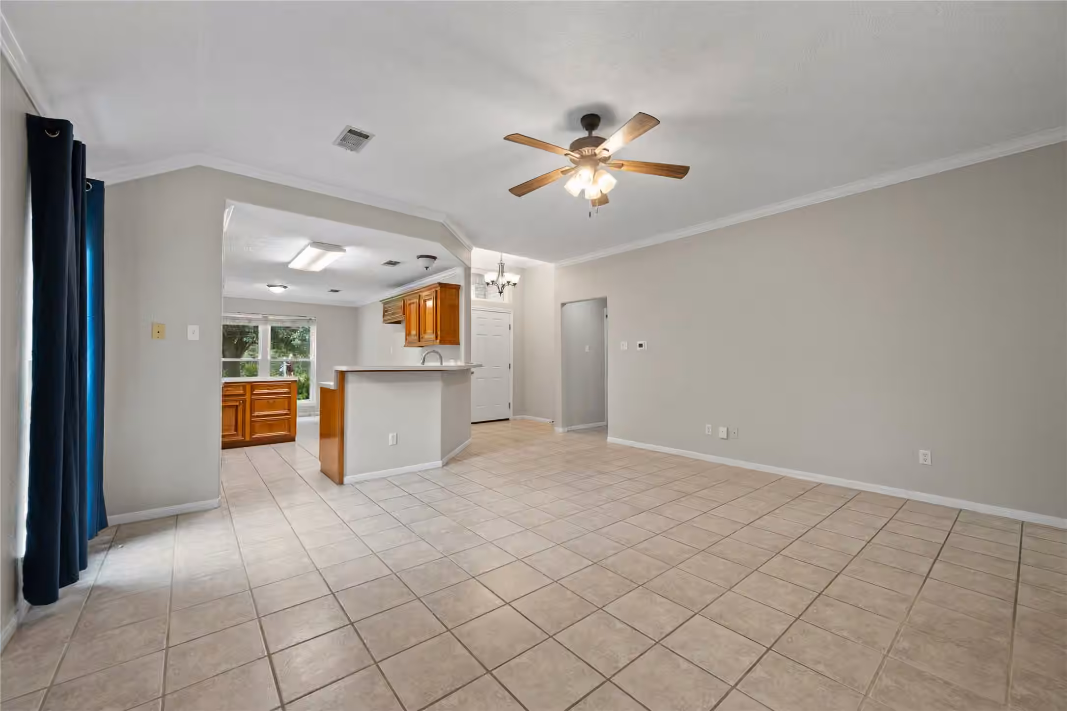 Photo 6 of 4019 N Fm 565 Road, Baytown, TX