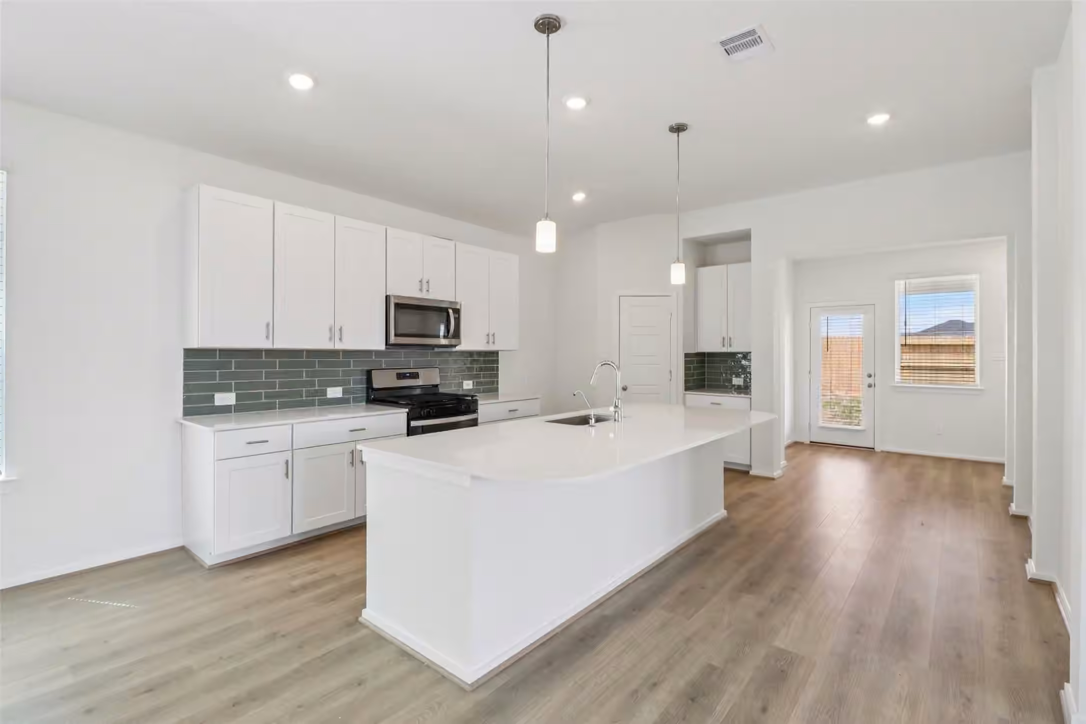 Photo of 12011 Marlin Strait Drive, Baytown, TX 77523