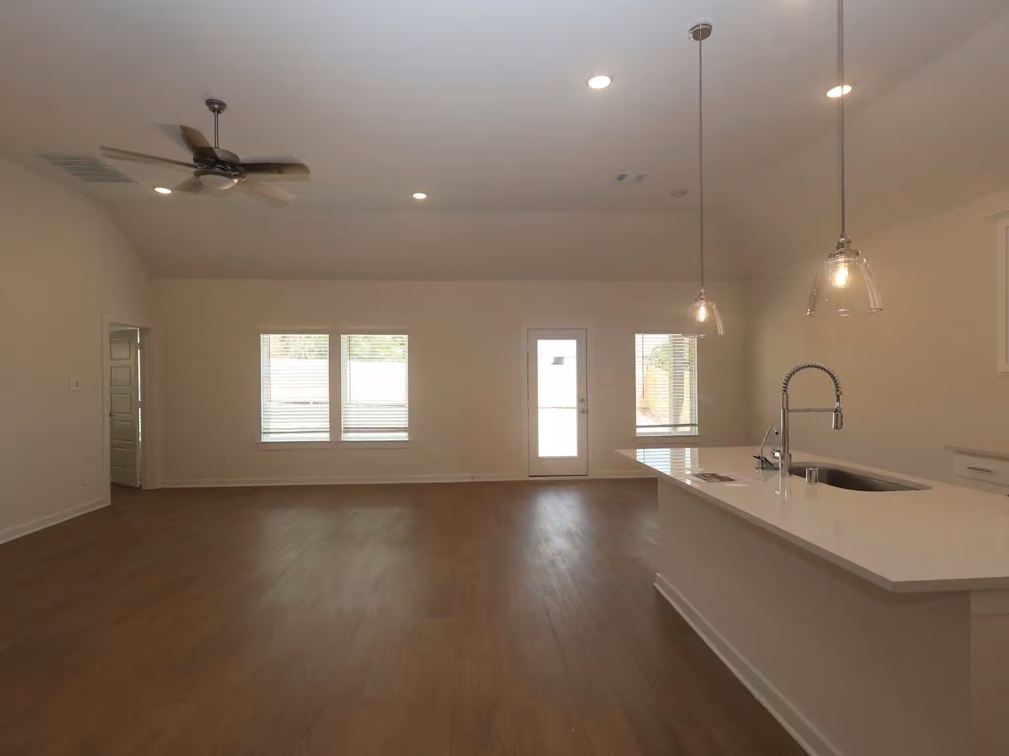Photo 6 of 180 Wasatch Peaks Way, Willis, TX
