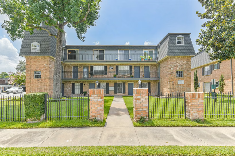 Photo 2 of 9003 Gaylord Street 11, Houston, TX