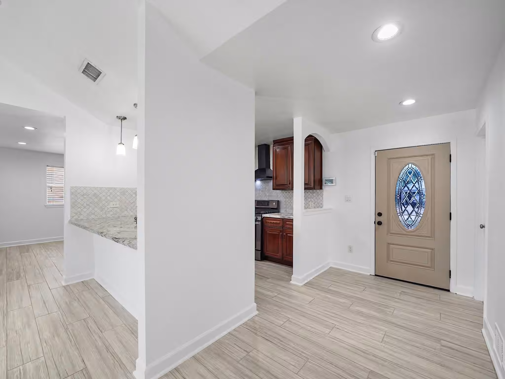 Photo 3 of 6719 Prairie Village Drive, Katy, TX
