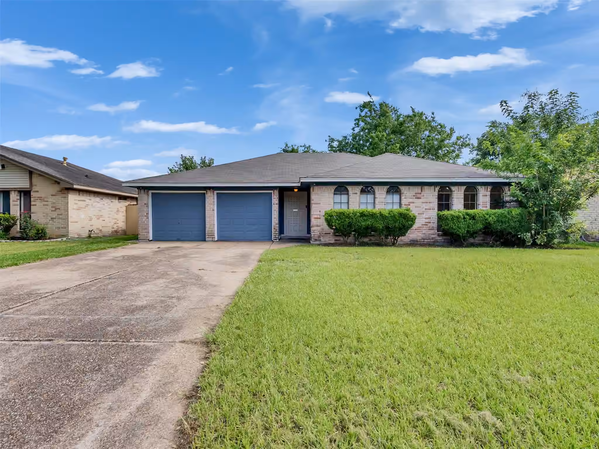 Photo 4 of 18726 Wood Glen Lane, Houston, TX